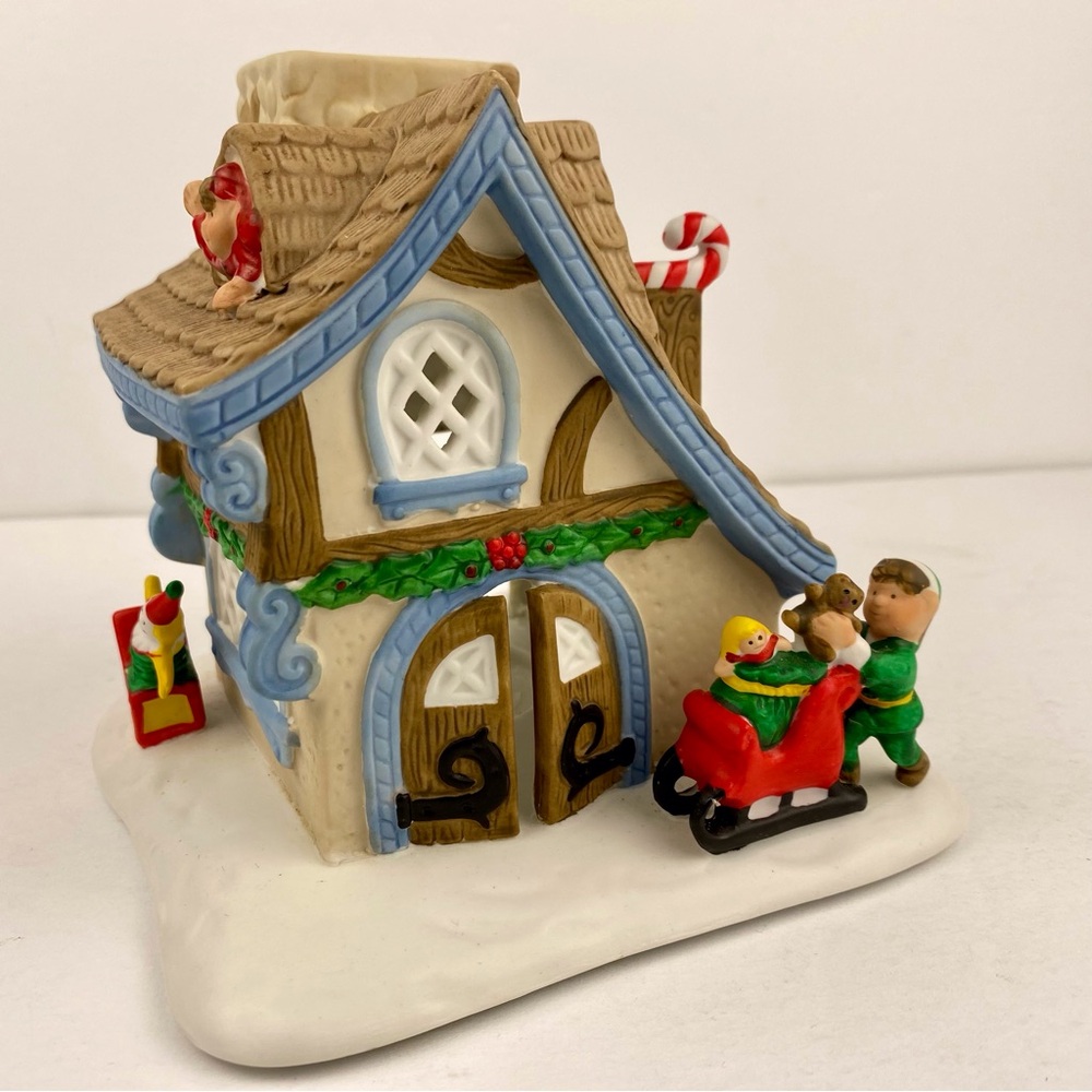 Partylite Santa's Workshop Christmas Tealight Candle Holder 5 1/2" Ceramic P0269